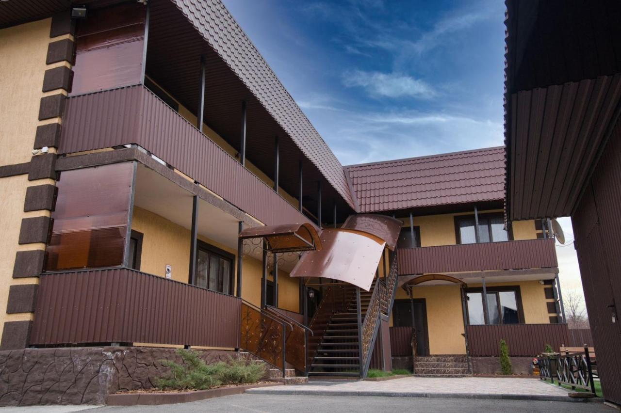 "Гостевой Дом Анны" По Улице Абая, 165 Taldykorgan Exterior photo